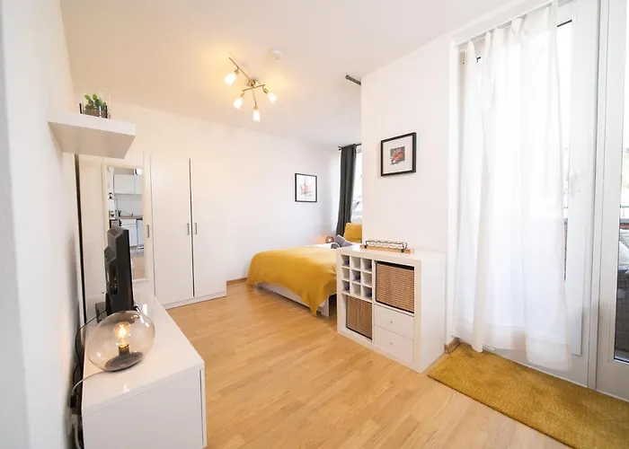 Studio Shiny - Zentral Mit Balkon - Messe - Kueche
