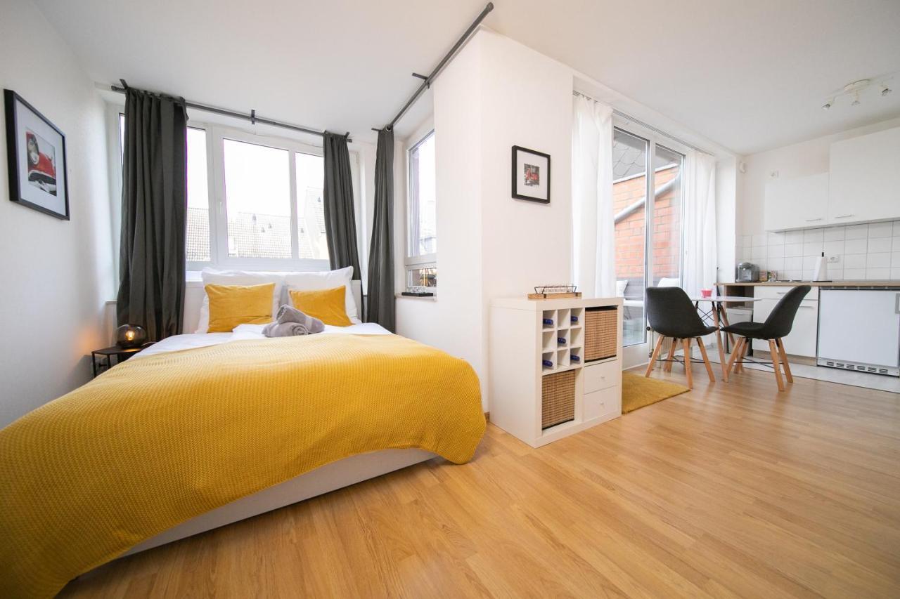 Shiny - Zentral Mit Balkon - Messe - Kueche * Neuss